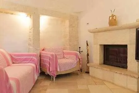 Trullo Terra Di Mezzo